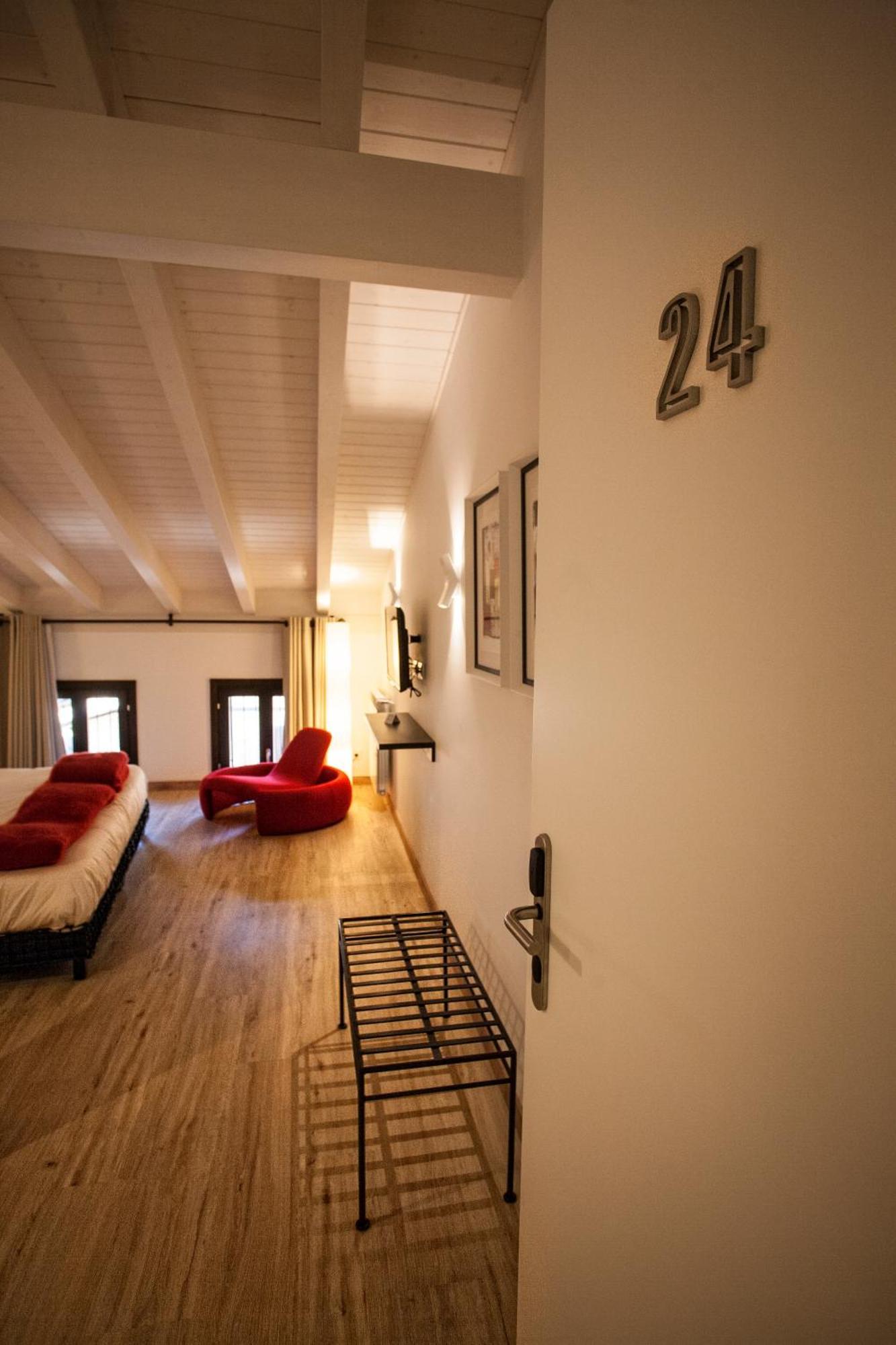 Hotel Pura Vida Valganon Экстерьер фото