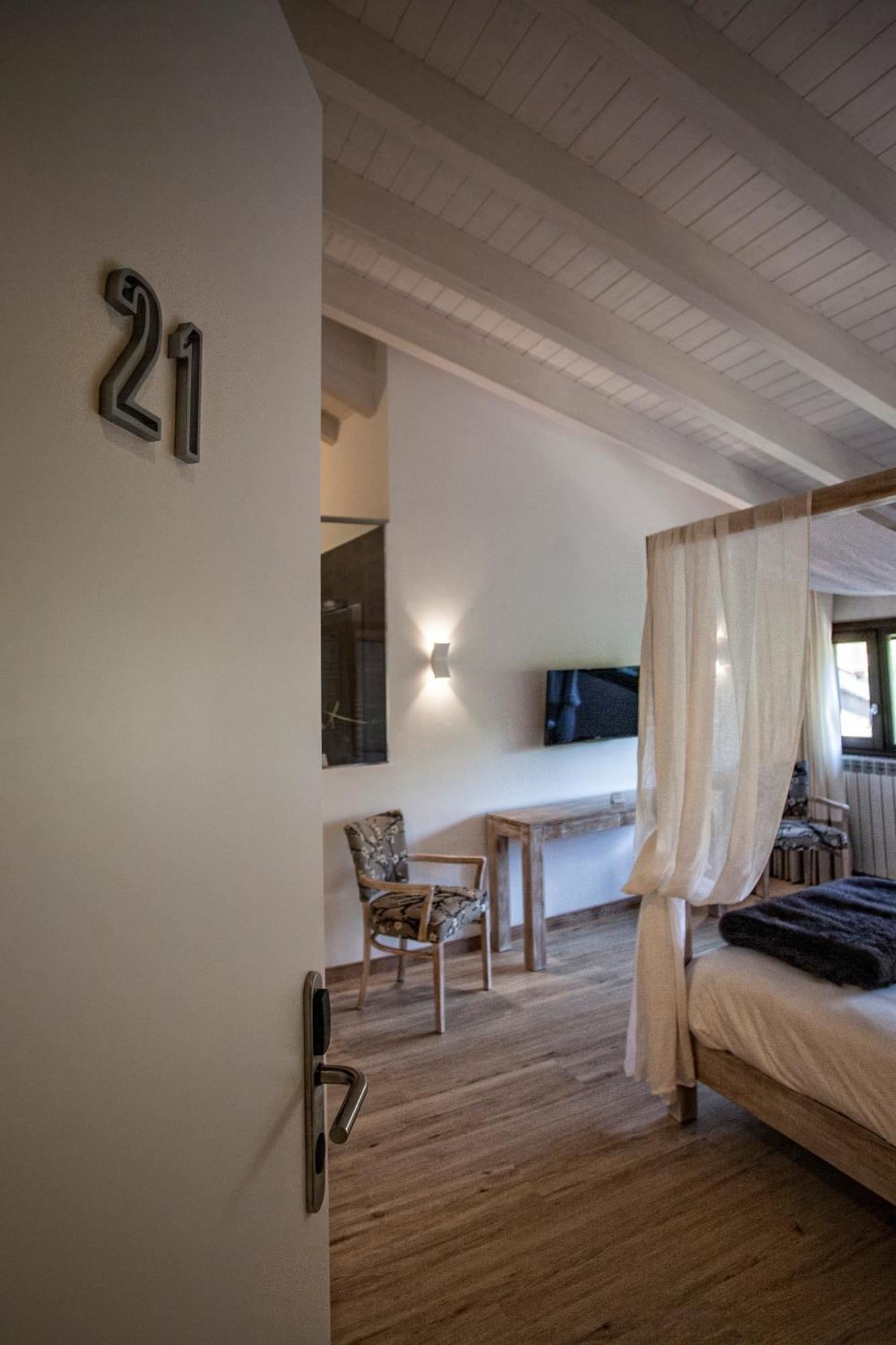 Hotel Pura Vida Valganon Экстерьер фото